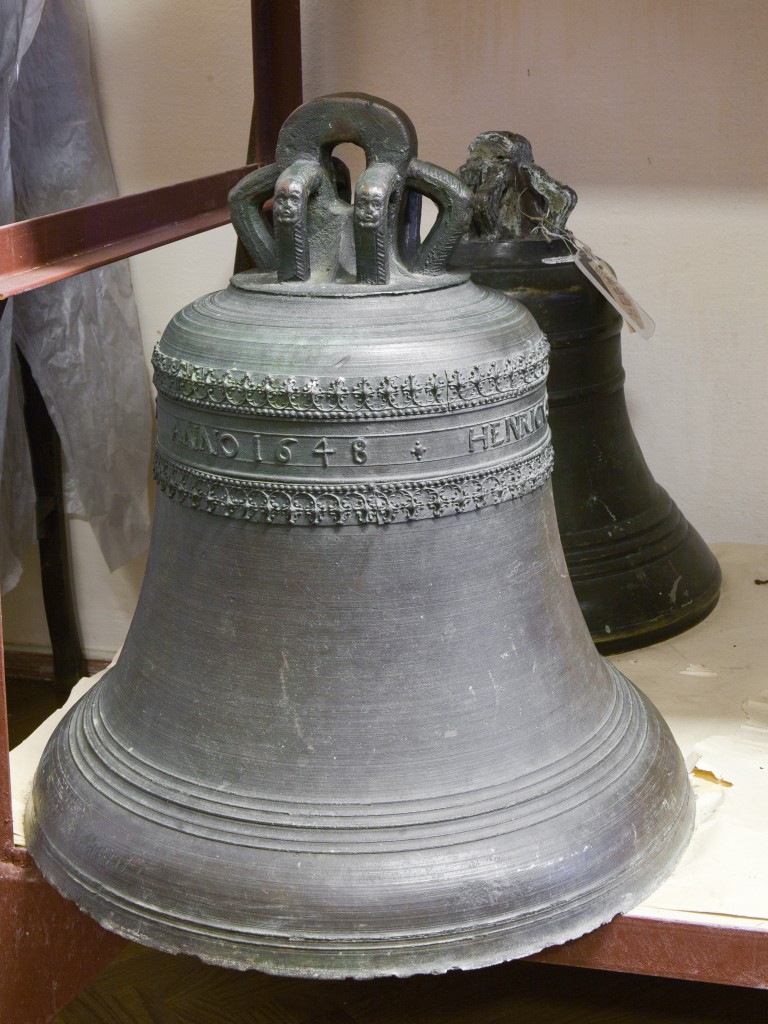 Колокол, 1648 г., Голландия. Мастер Генрих Вестринк