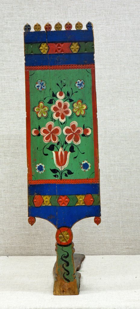 Прялка расписная, Конец XIX - начало ХХ в., Олонецкая губерния, Каргопольский уезд, Ошевенская волость, деревня Большой Халуй